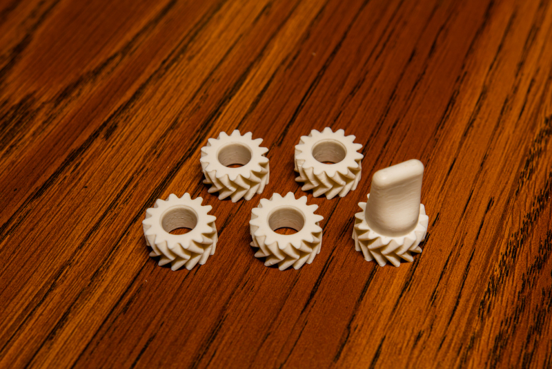 Planet Gears (Left) and Sun Gear (Right)
